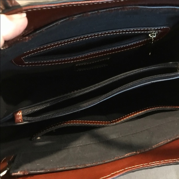 Pijushi Alligator Embossed Leather Handbag - Picture 5 of 6